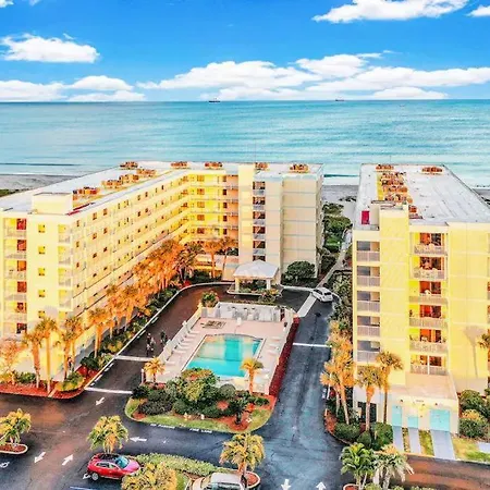 Sandcastles 2Br2Ba Cocoa Beach Ocean Views!